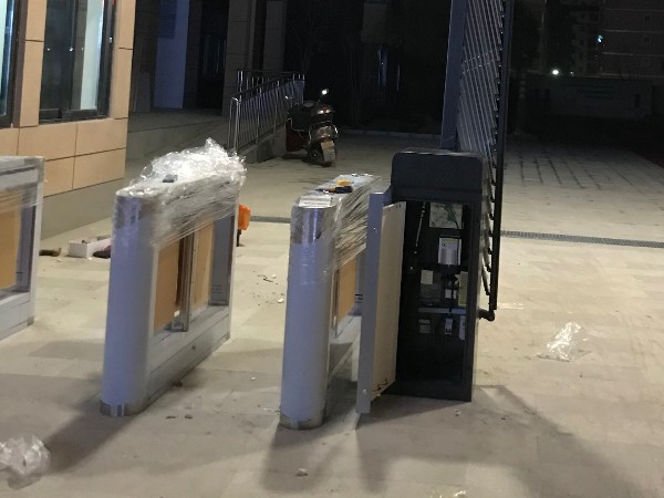 工地上出現(xiàn)難題糾紛了，工地人臉識別門禁系統(tǒng)了解一下