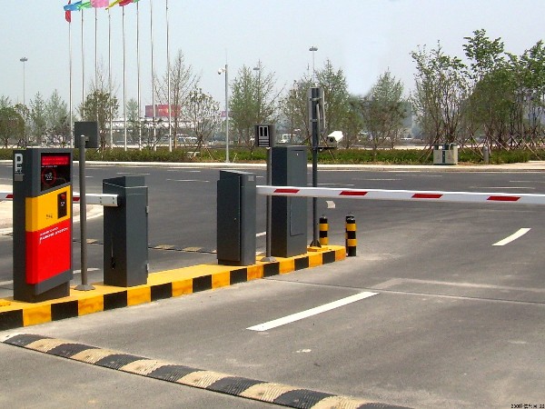 智慧停車場系統(tǒng)中人工智能技術(shù)的使用主要有這5方面，點擊了解