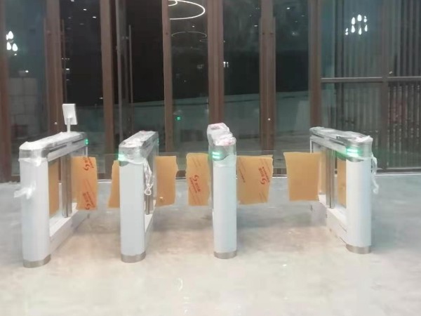 人臉識(shí)別非接觸式測(cè)溫系統(tǒng)助力疫情防控